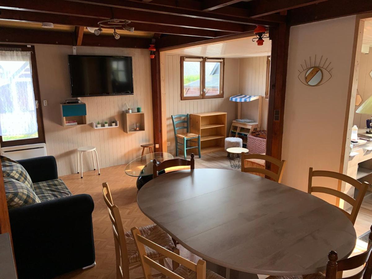 Chaleureux Chalet En Bord De Mer Merville-Franceville-Plage Exteriör bild