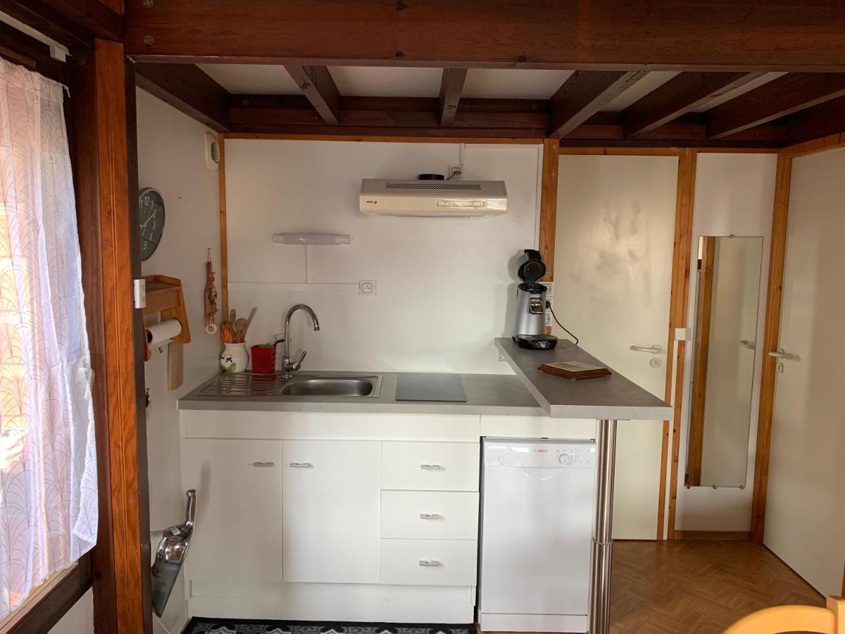 Chaleureux Chalet En Bord De Mer Merville-Franceville-Plage Exteriör bild