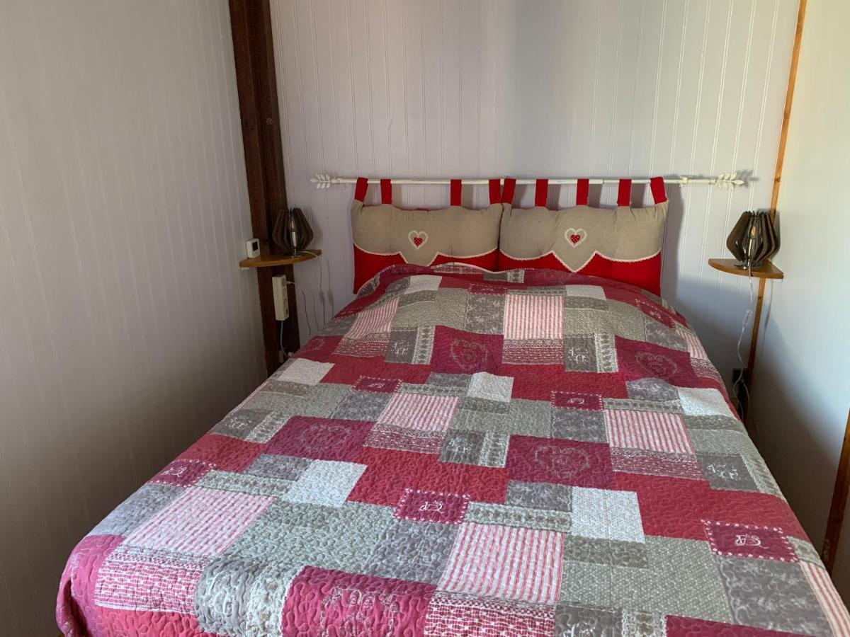 Chaleureux Chalet En Bord De Mer Merville-Franceville-Plage Exteriör bild